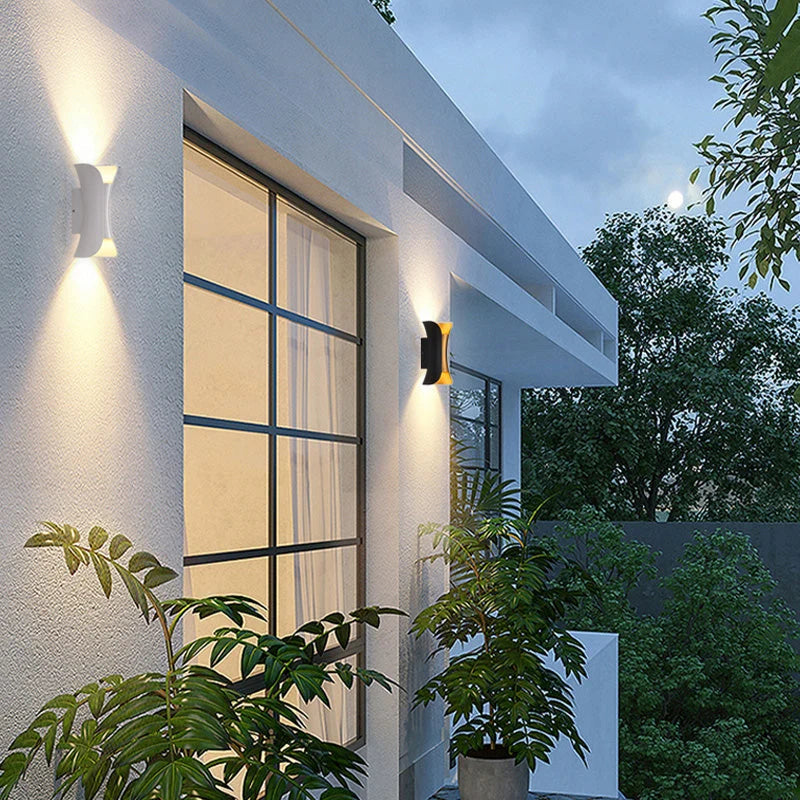 Outdoor Wall Lamp Curved Mounted LED