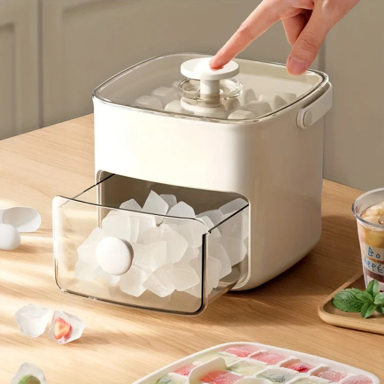 Compact ice maker fast cooling for summer