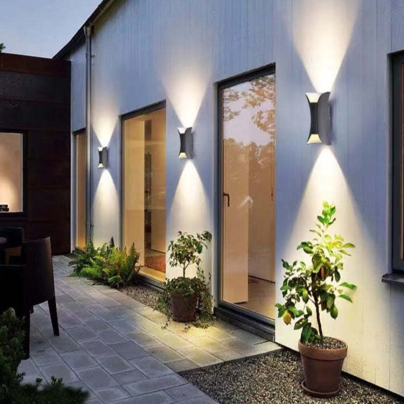 Outdoor Wall Lamp Curved Mounted LED